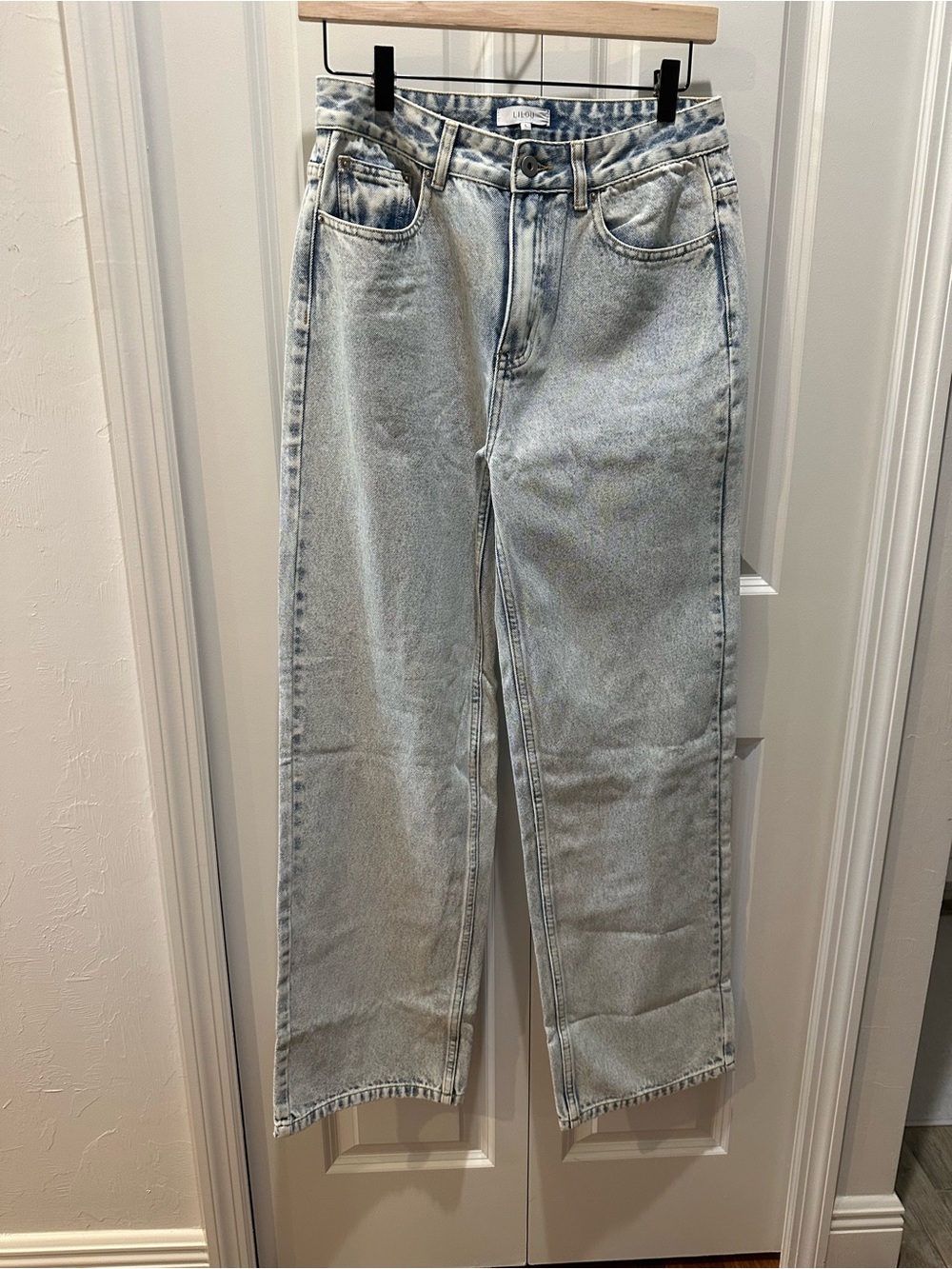 Lilou light wash wide leg high waist jeans NWOT Size L